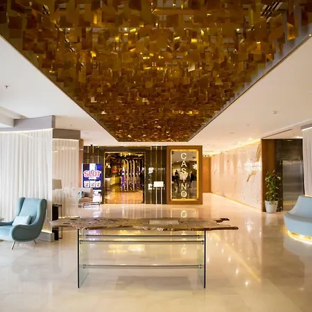وكازينو مالباس 5*