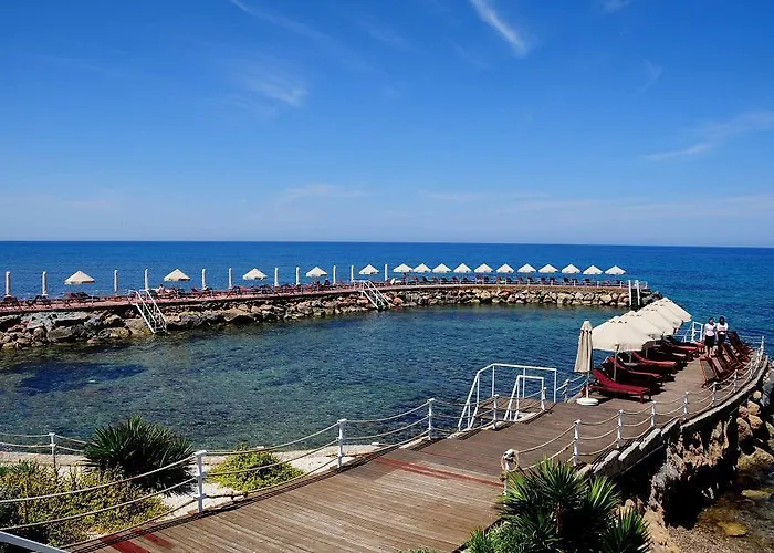 Malpas 5* Agios Epiktitos